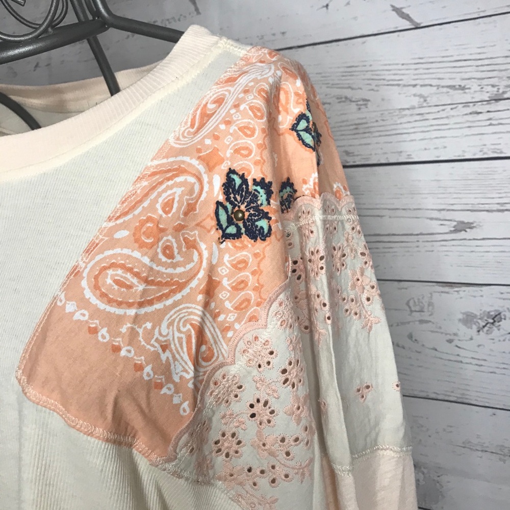 1) NWT We the Free Paisley & Floral Embroidered Top Size Medium - Picture 6 of 12